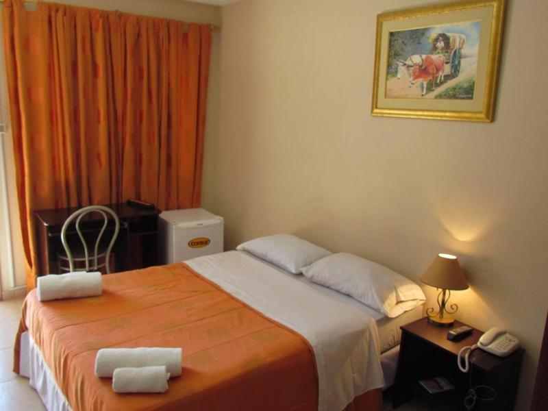 Hostal Casa Suiza Asunción Eksteriør bilde